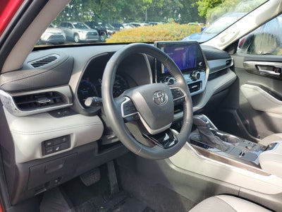 2023 Toyota Highlander Limited