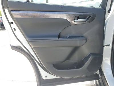 2024 Toyota Highlander Platinum