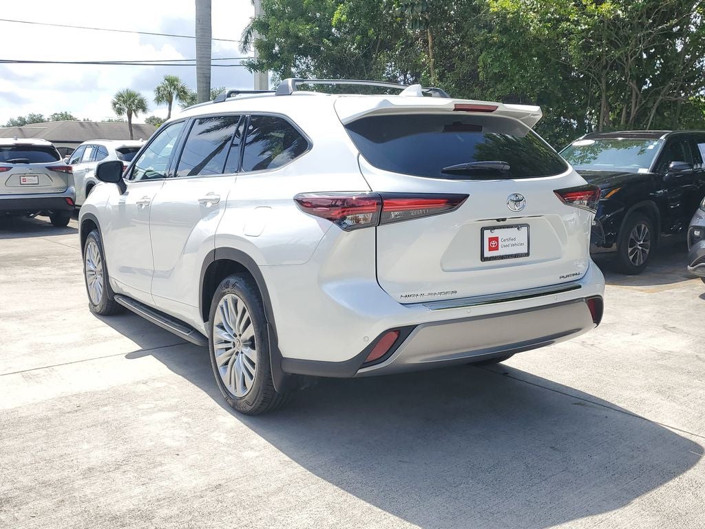 2024 Toyota Highlander Platinum