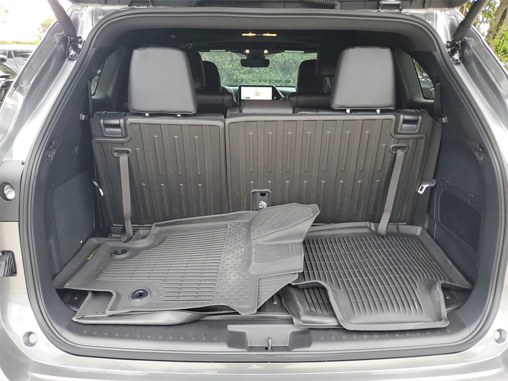 2026 Toyota Highlander XSE