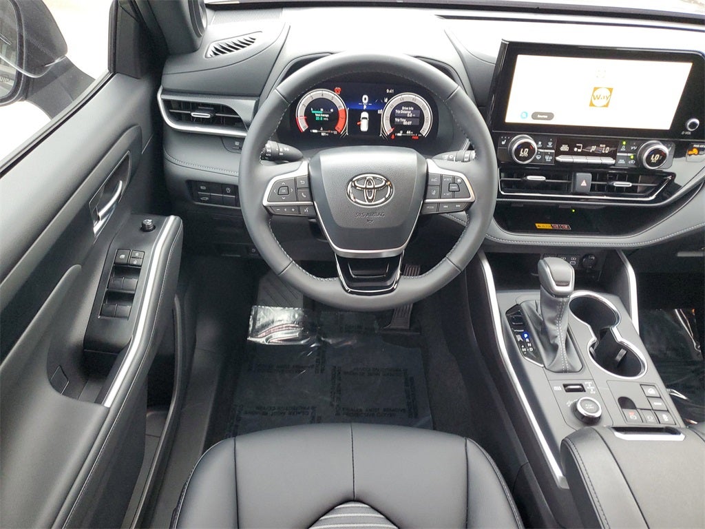 2026 Toyota Highlander XSE