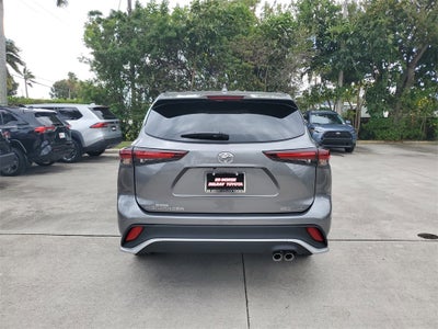 2026 Toyota Highlander XSE