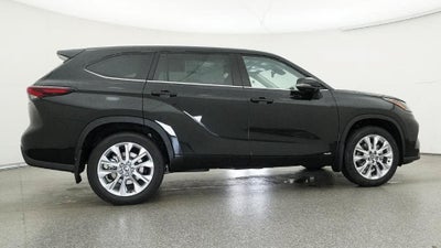 2026 Toyota Highlander Hybrid Limited