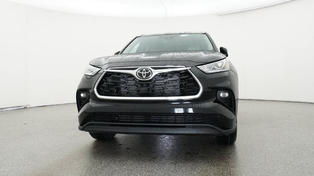 2026 Toyota Highlander Hybrid Limited