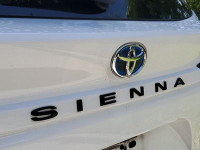 2024 Toyota Sienna XSE 7 Passenger