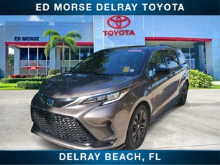 2021 Toyota Sienna XSE 7 Passenger