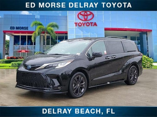 2022 Toyota Sienna XSE 7 Passenger