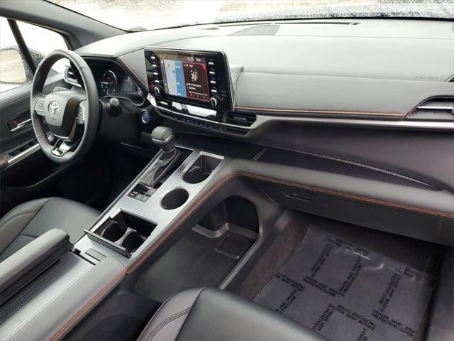 2022 Toyota Sienna XSE 7 Passenger