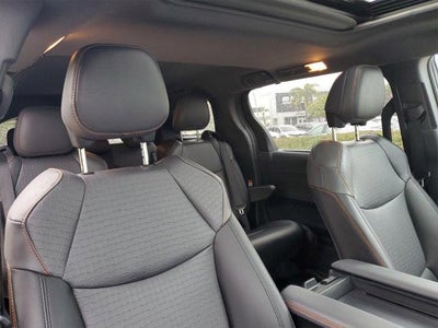 2022 Toyota Sienna XSE 7 Passenger