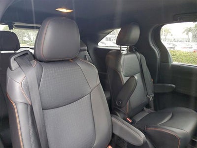 2022 Toyota Sienna XSE 7 Passenger