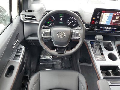 2022 Toyota Sienna XSE 7 Passenger