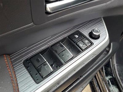 2022 Toyota Sienna XSE 7 Passenger