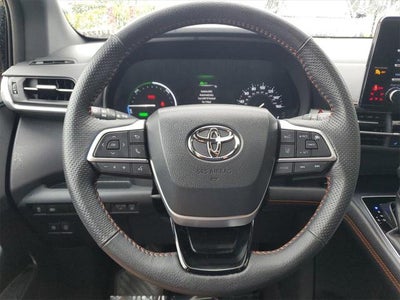 2022 Toyota Sienna XSE 7 Passenger