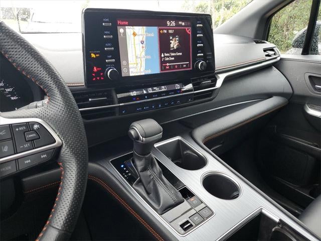 2022 Toyota Sienna XSE 7 Passenger