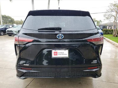 2022 Toyota Sienna XSE 7 Passenger