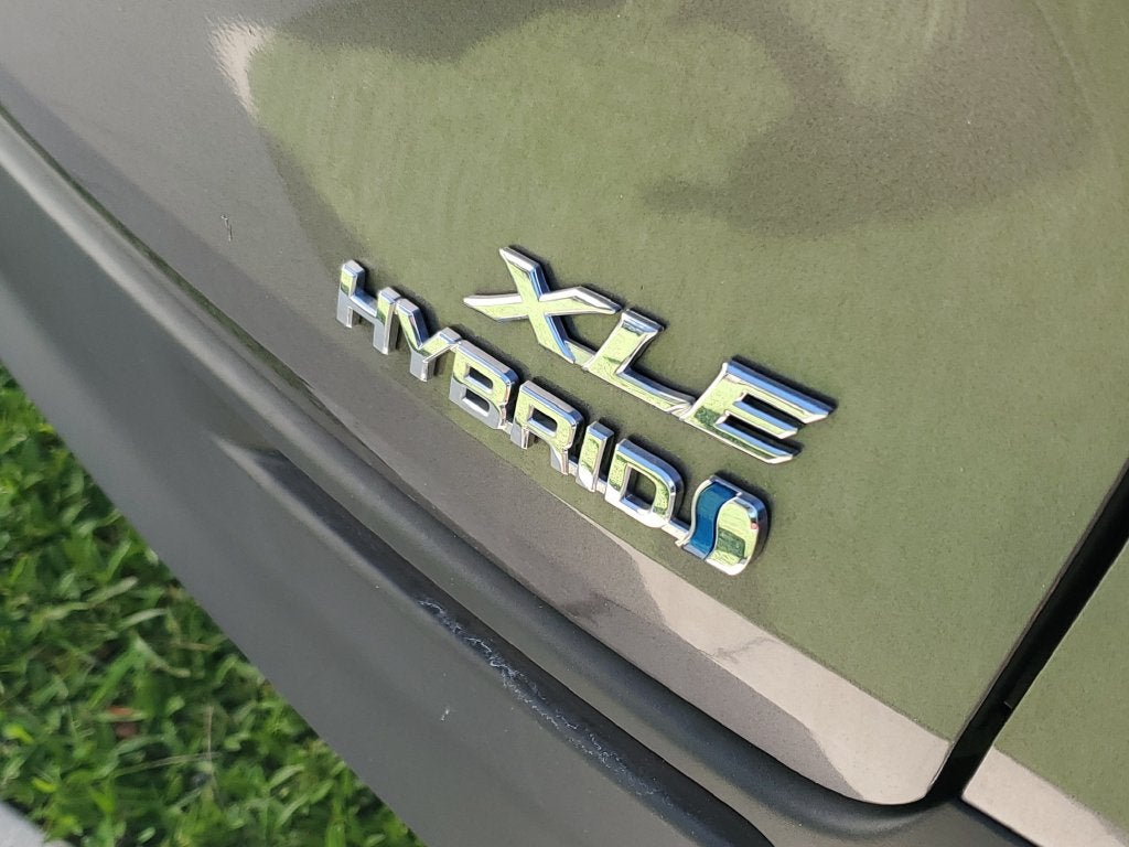 2024 Toyota Sienna XLE 8 Passenger