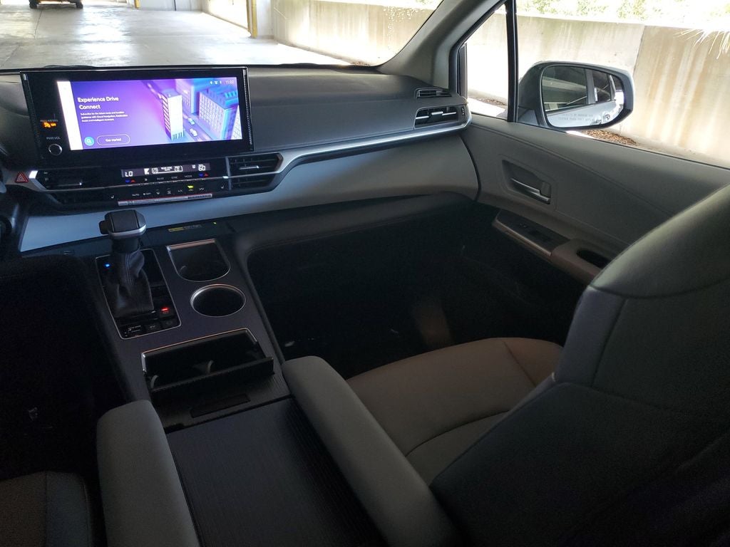 2026 Toyota Sienna XLE 7 Passenger