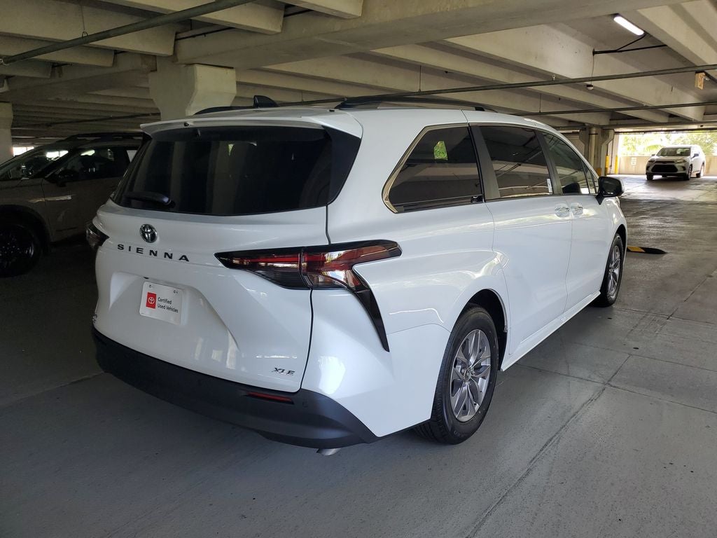 2026 Toyota Sienna XLE 7 Passenger