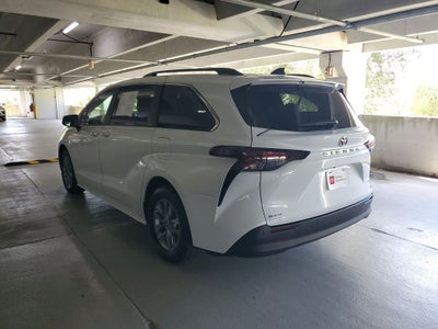 2026 Toyota Sienna XLE 7 Passenger