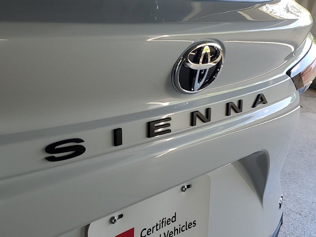 2026 Toyota Sienna XLE 7 Passenger