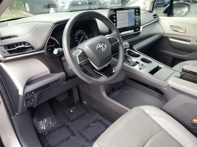 2023 Toyota Sienna Limited 7 Passenger