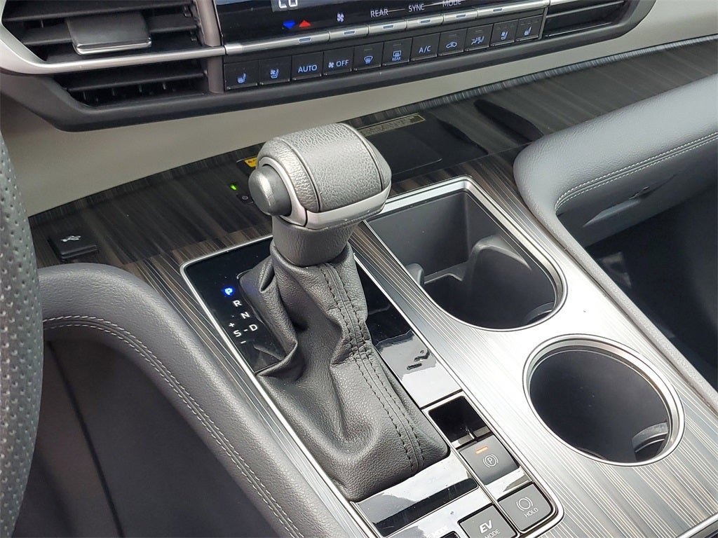2023 Toyota Sienna Limited 7 Passenger