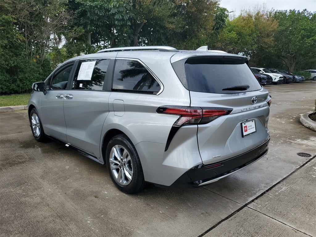 2023 Toyota Sienna Limited 7 Passenger