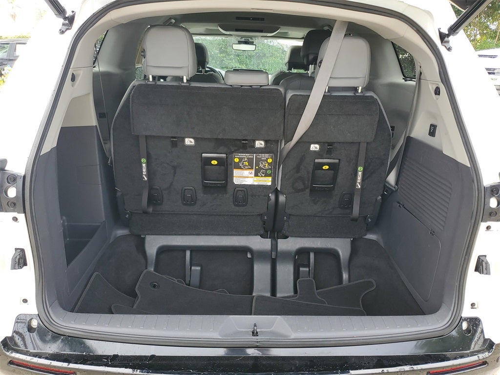 2021 Toyota Sienna Limited 7 Passenger