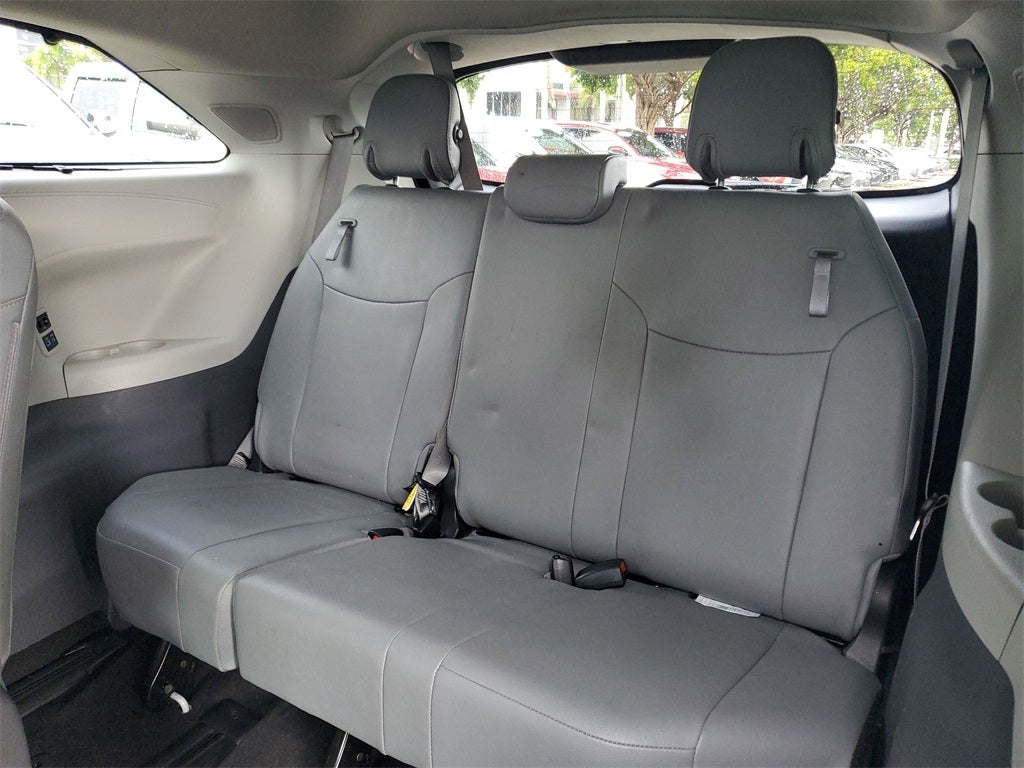 2021 Toyota Sienna Limited 7 Passenger