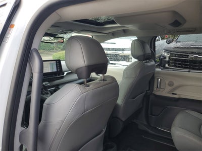 2021 Toyota Sienna Limited 7 Passenger