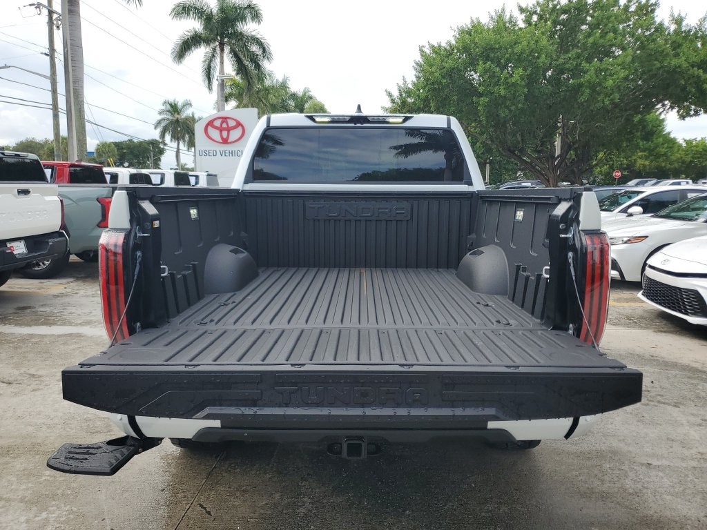 2025 Toyota Tundra Hybrid Platinum