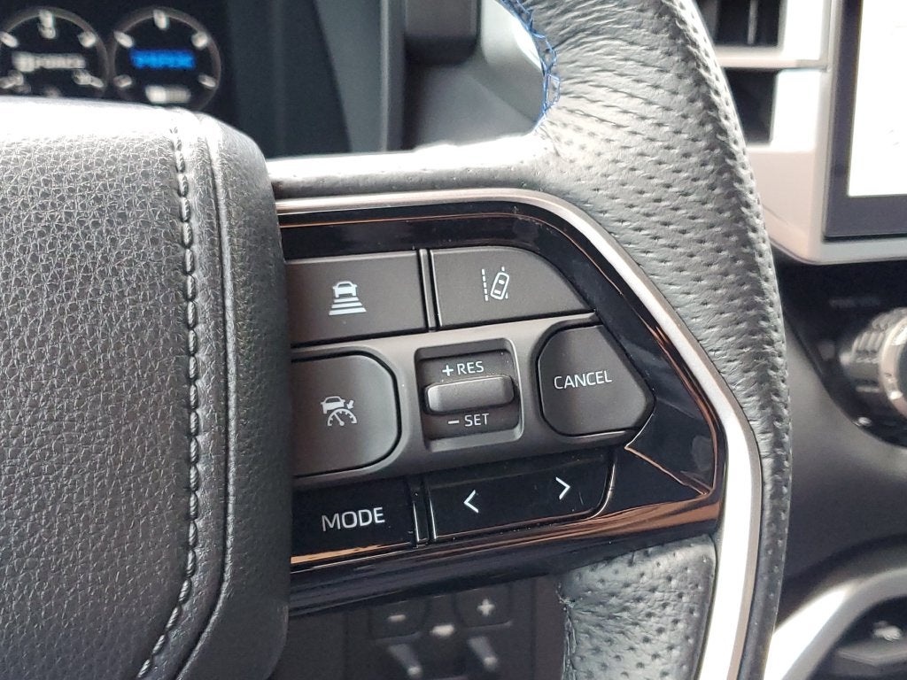 2025 Toyota Tundra Hybrid Platinum