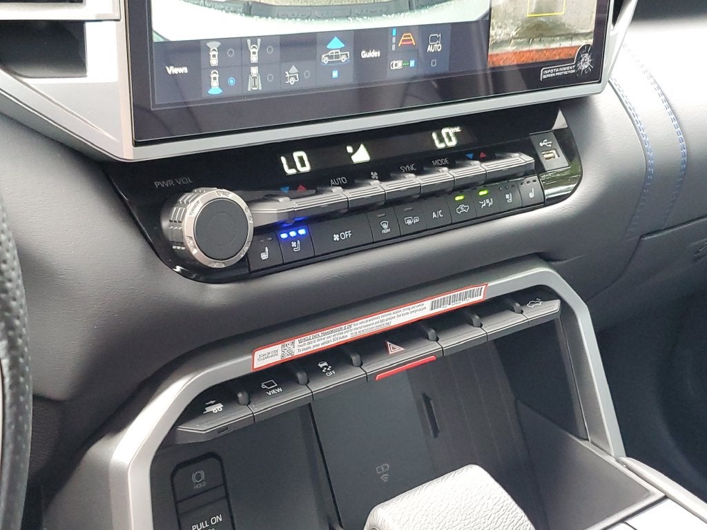 2025 Toyota Tundra Hybrid Platinum