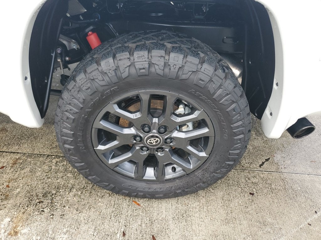 2025 Toyota Tundra Hybrid Platinum