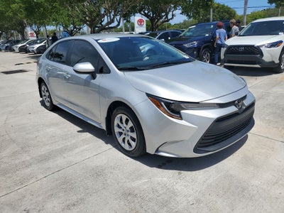 2025 Toyota Corolla LE