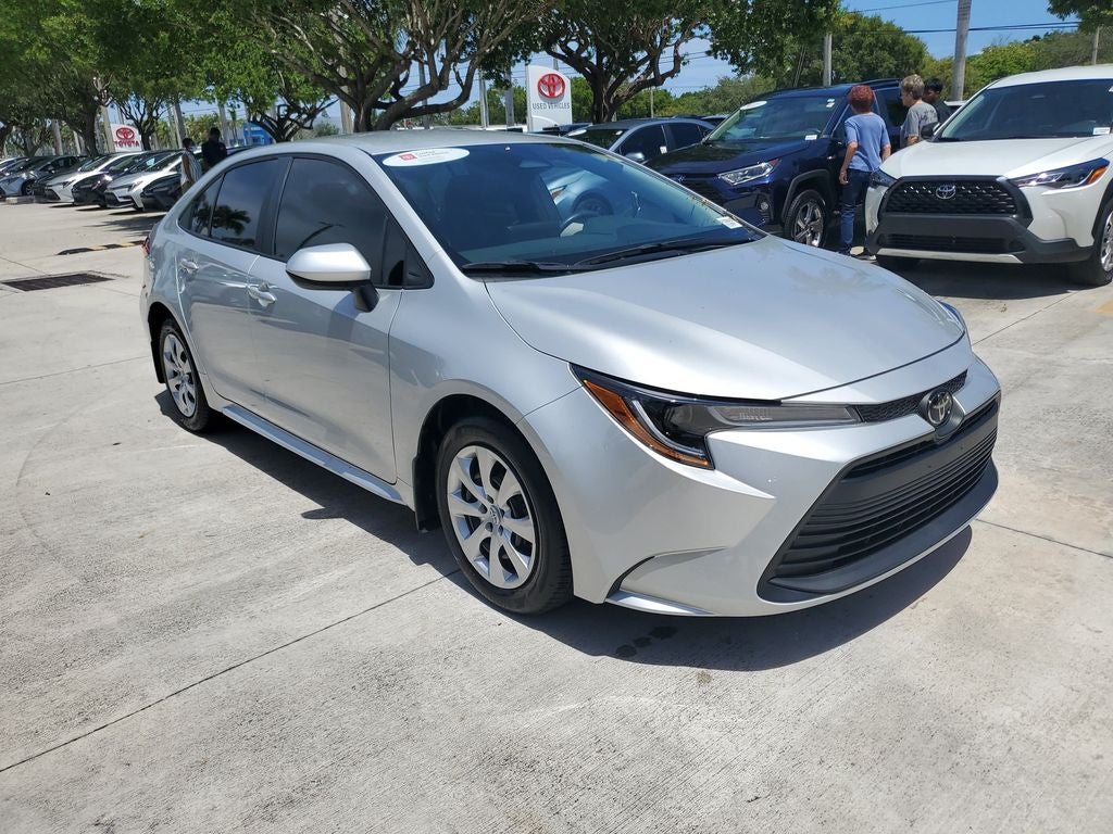 2025 Toyota Corolla LE