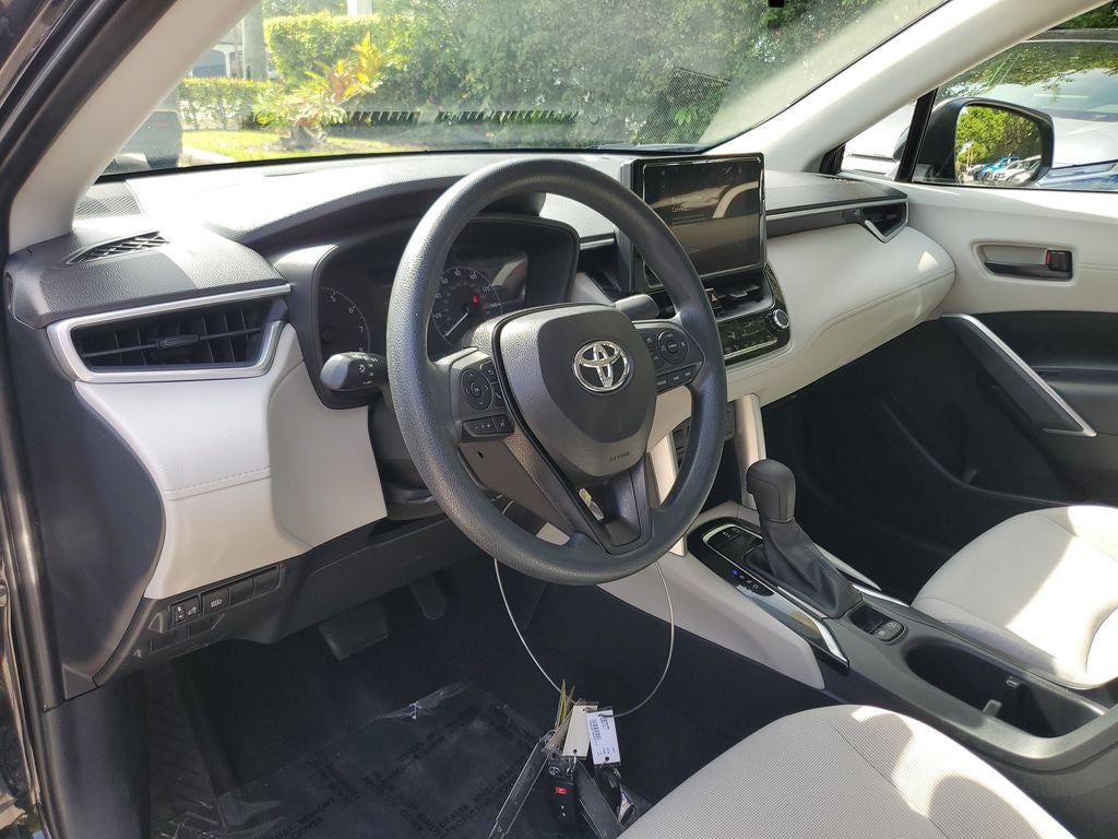 2024 Toyota Corolla Cross L - Photo 20