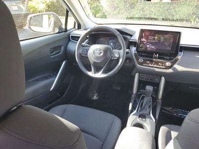 2024 Toyota Corolla Cross LE