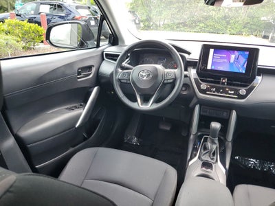 2024 Toyota Corolla Cross LE