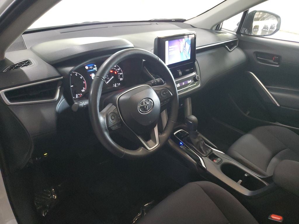 2024 Toyota Corolla Cross LE