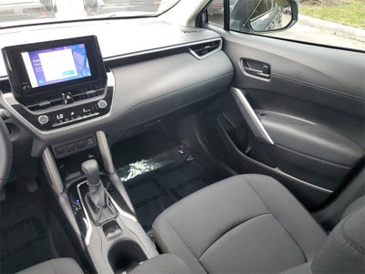 2024 Toyota Corolla Cross LE