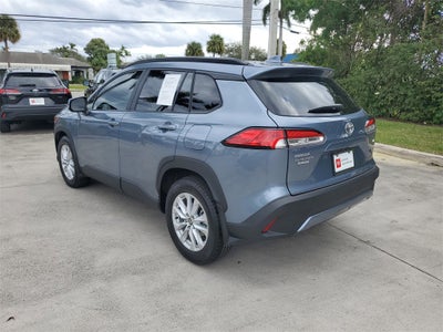2024 Toyota Corolla Cross LE