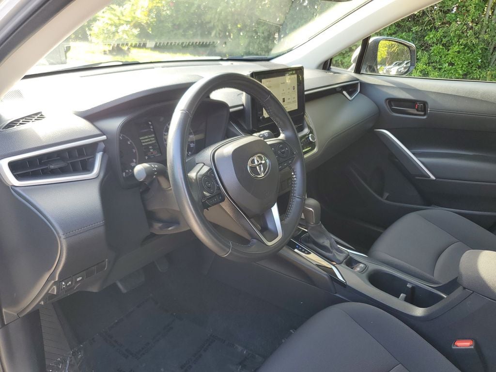 2024 Toyota Corolla Cross LE