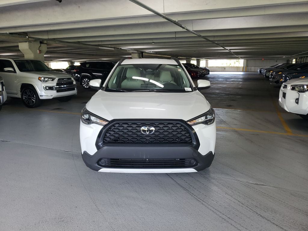 2024 Toyota Corolla Cross LE