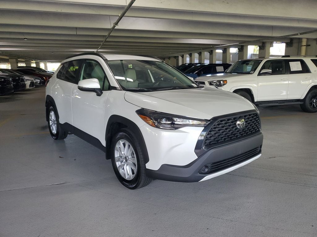 2024 Toyota Corolla Cross LE
