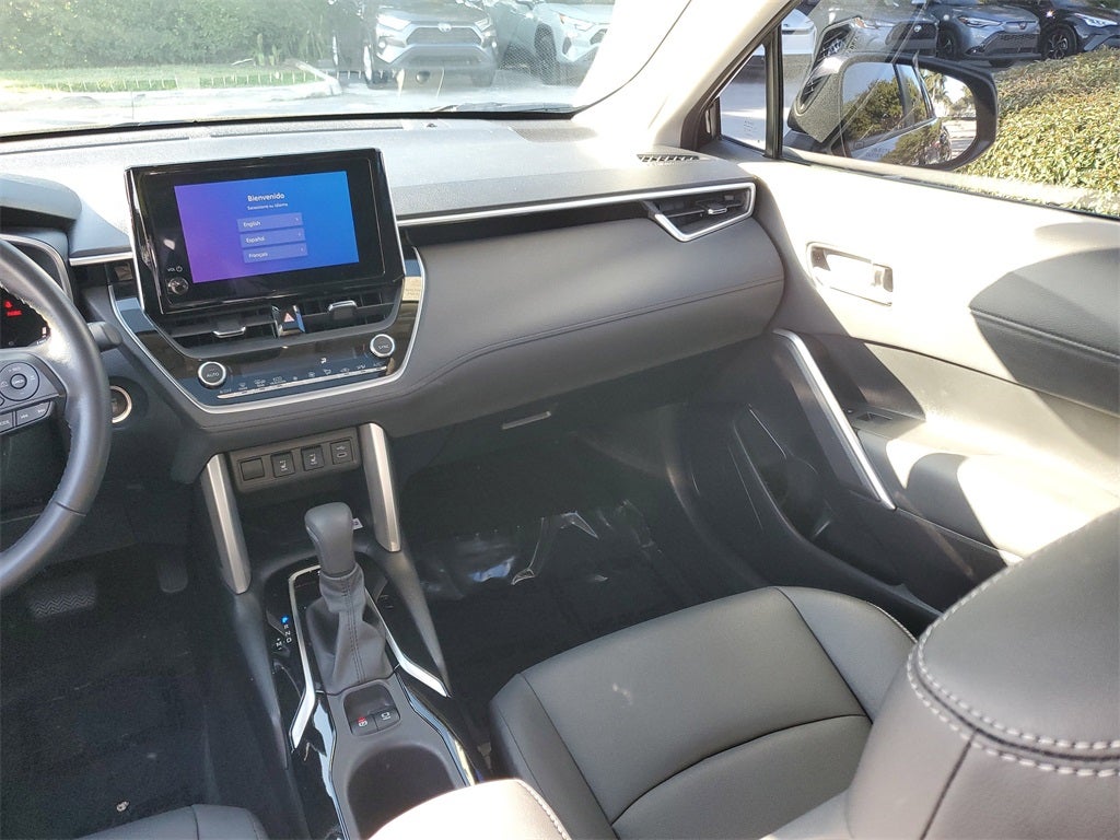 2023 Toyota Corolla Cross XLE