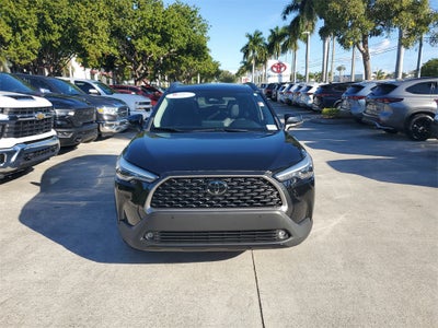 2023 Toyota Corolla Cross XLE