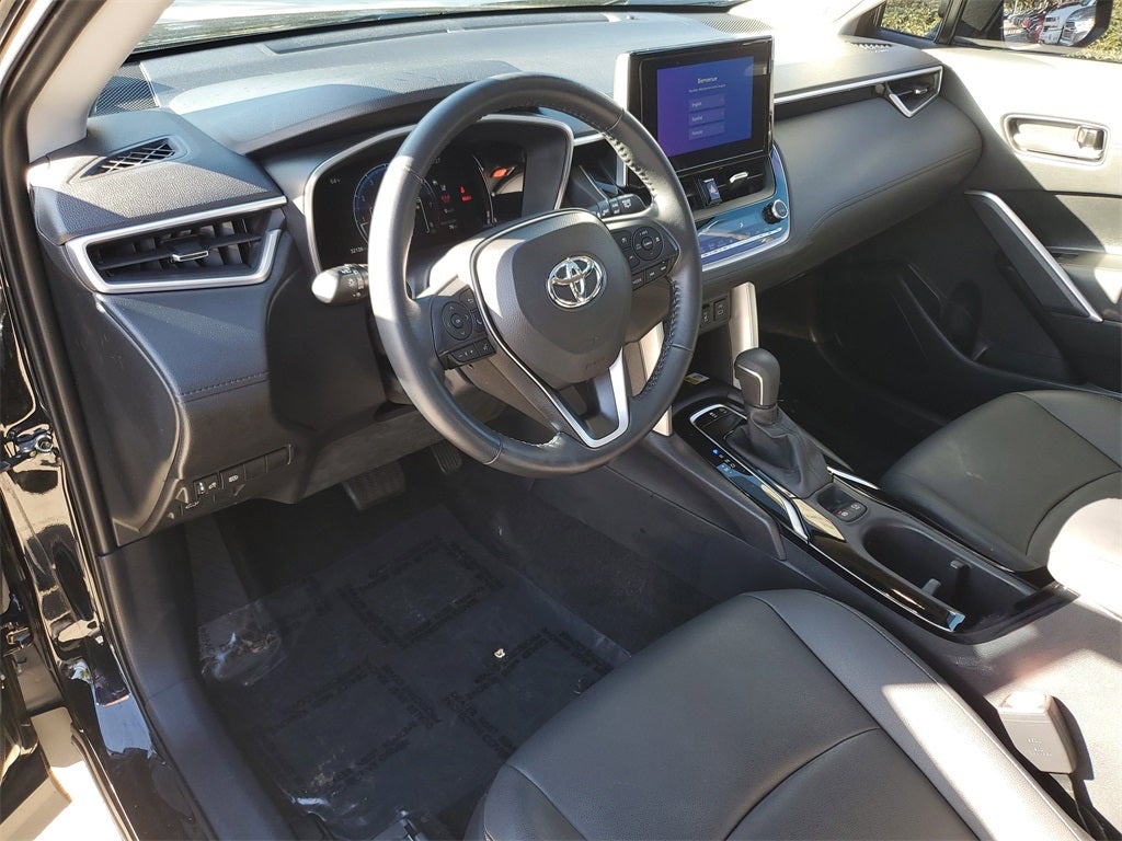 2023 Toyota Corolla Cross XLE