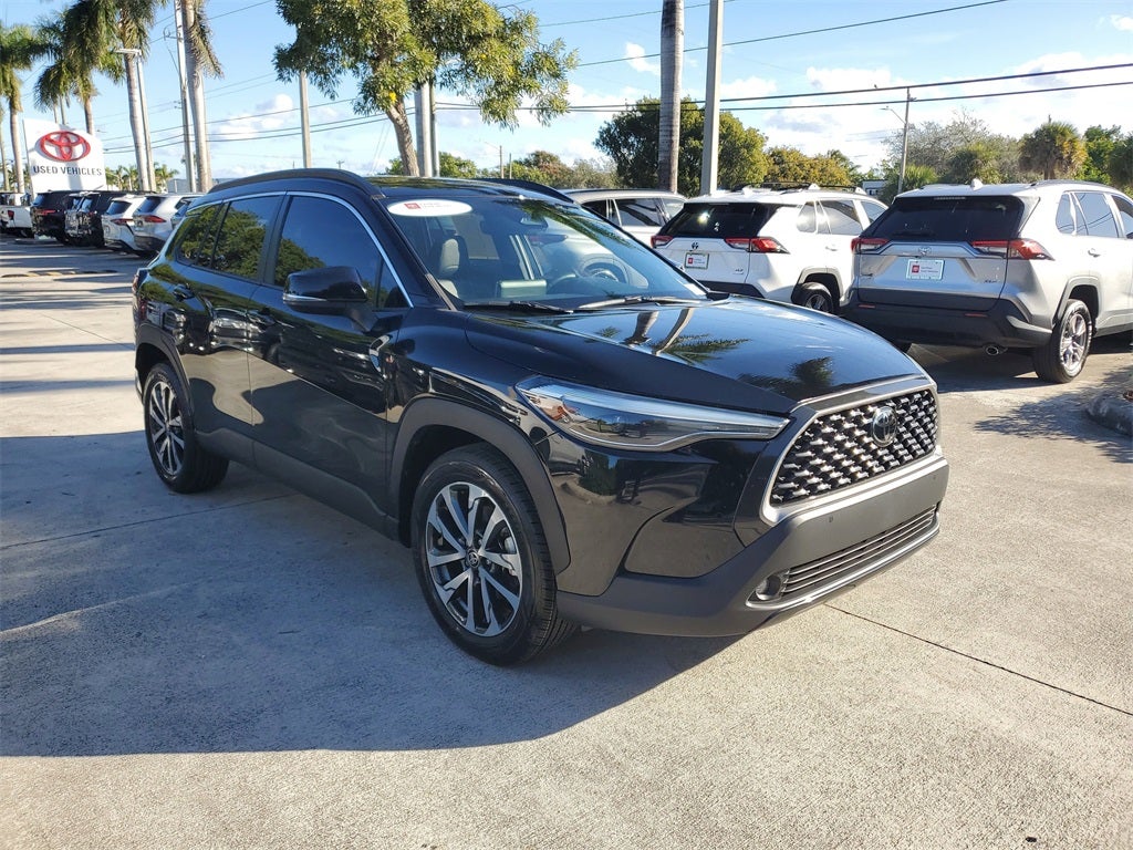 2023 Toyota Corolla Cross XLE