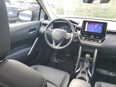 2023 Toyota Corolla Cross XLE